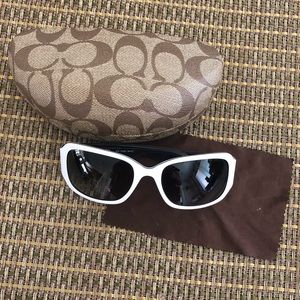 Authentic White Coach Sunglasses & Case😎